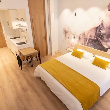 Plaza Mayor Suites & Apartments Madrid Esterno foto